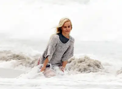 Isabel Lucas Shines on the Beach of Malibu: Behind the Scenes of 'Knight of Cups'