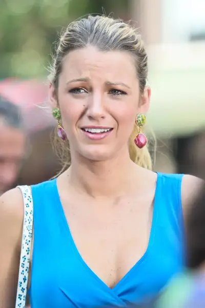 Blake Lively Returns to the Upper East Side: Filming a New Episode of Gossip Girl in New York
