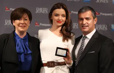 Miranda Kerr Shines at AMEX Press Conference in Sydney - August 30, 2012