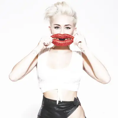 Miley Cyrus Unveils a Captivating New Photoshoot Collection on Her Website