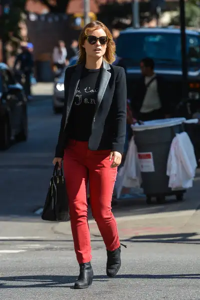 Olivia Wilde's Chic Streets of New York City Stroll