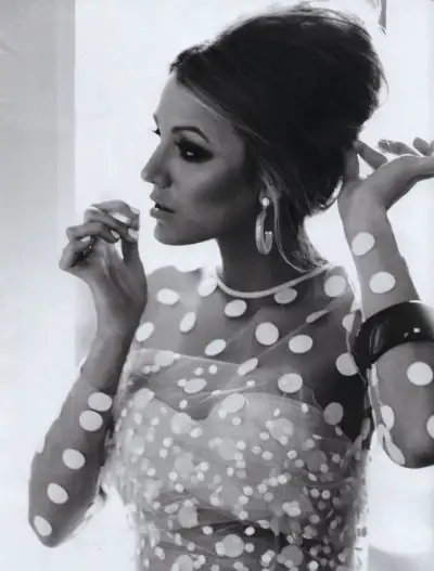 Blake Lively's Allure Down Under: The InStyle Photoshoot of October 2012