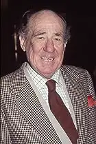 Michael Hordern