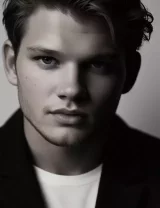 Jeremy Irvine