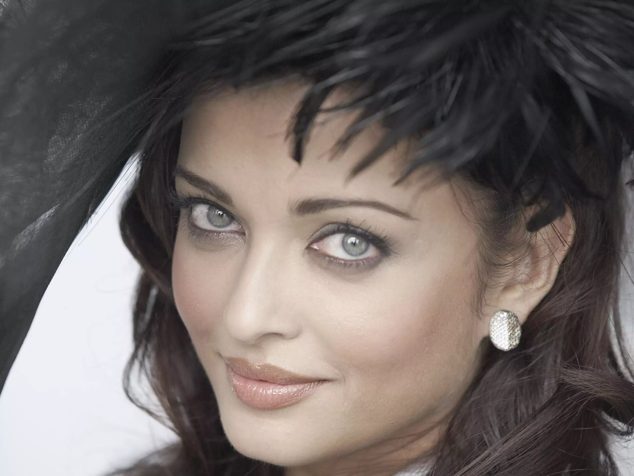 Раи. Айшвария рай. Индийская актриса айшвария рай. Айшвария рай фото. Aishwarya Rai Bachchan 2003.